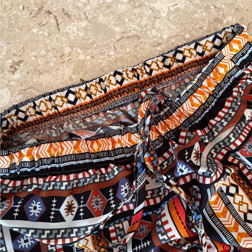 Colorful Geometric Patterned Pants - Picture 3 of 4
